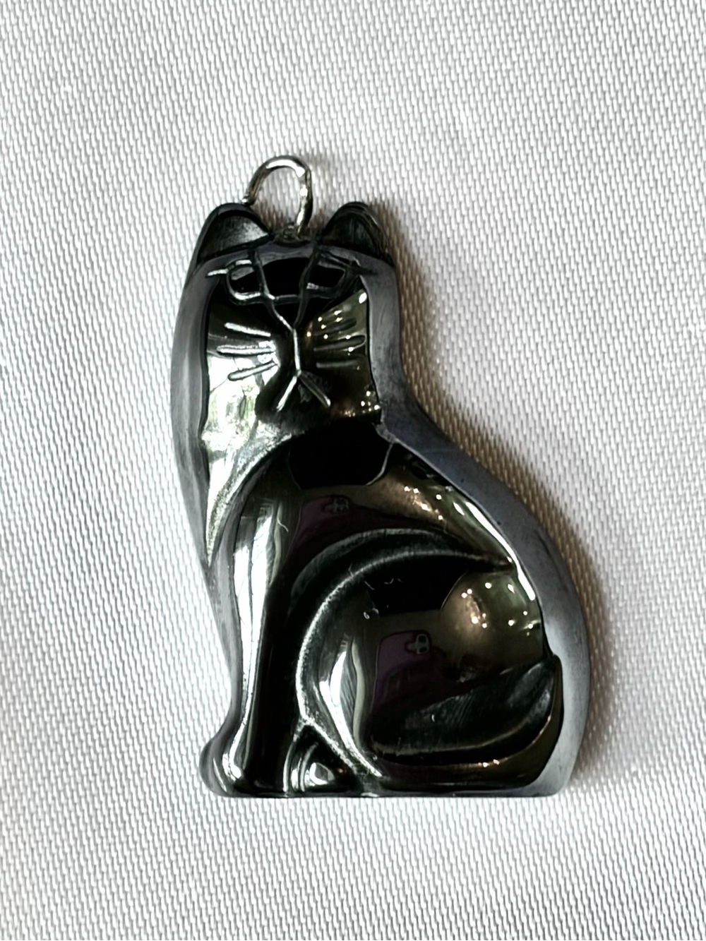 😻 Egyptian Hematite Cat Pendant